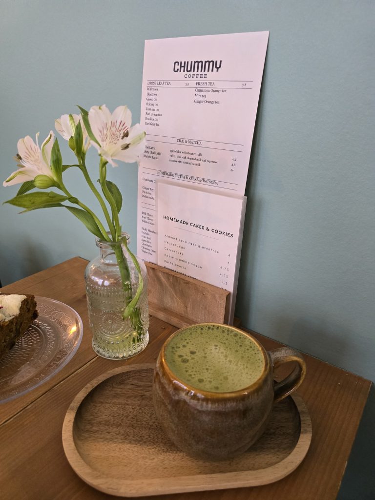 matcha latte in a café